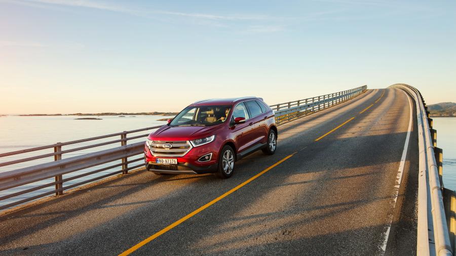  Ford Edge 2016 года  (WW) (фото 23 из 28)